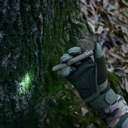 Vyšetřovací LED svítilna dvoubarevná