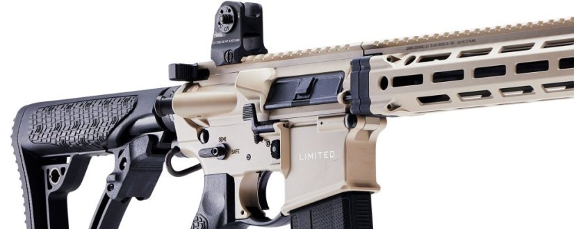 Puška Daniel Defence DDM4 V7 DESERT SAGE r.223