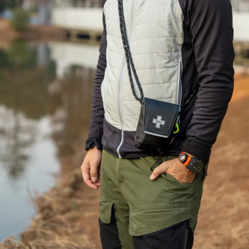 EDC lékarnička Hummingbird, čerrná